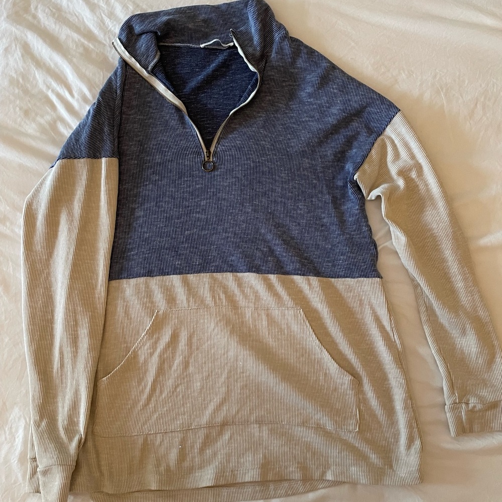 Lake Flower Half-Zip